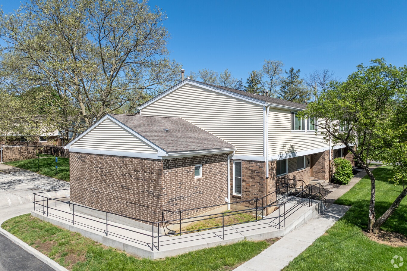 Photo - Ohio Townhouses