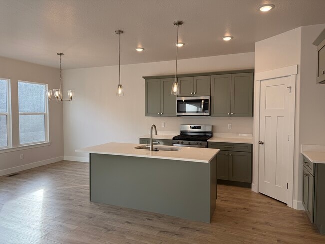 Photo - 4805 S Heartwood Rd