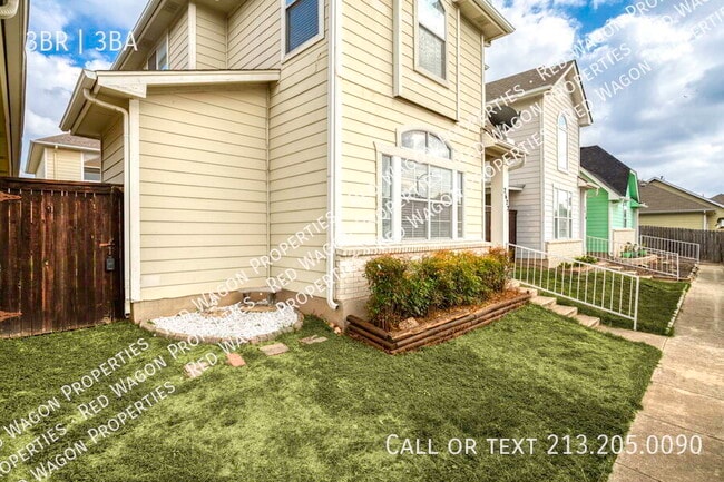 Building Photo - 2622 Crown Hollow