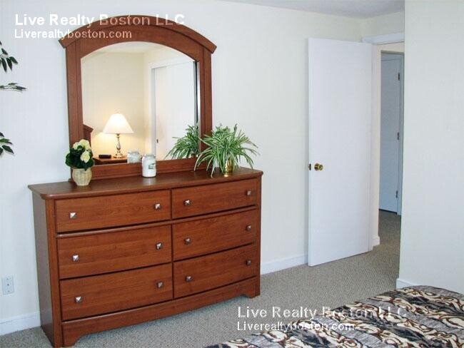 Photo - 12 Totman Dr Unit 6