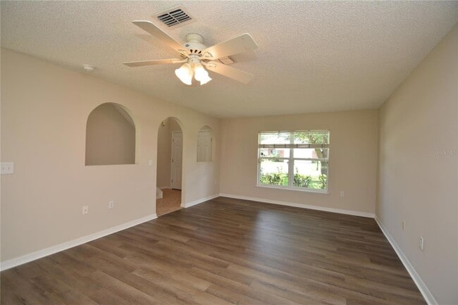 47 Buttermill Dr