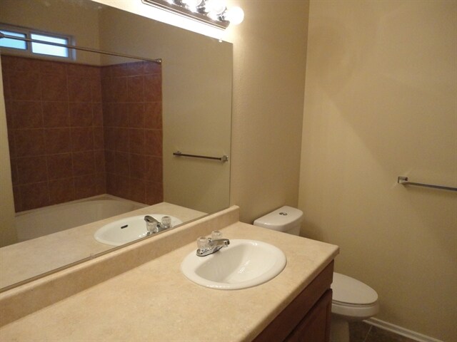 Photo - 2326 Loquat Ln