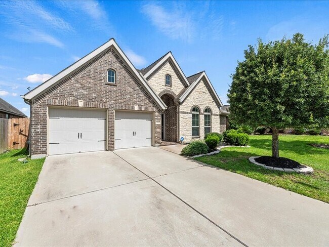 Photo - 2910 Angel Mist Ln
