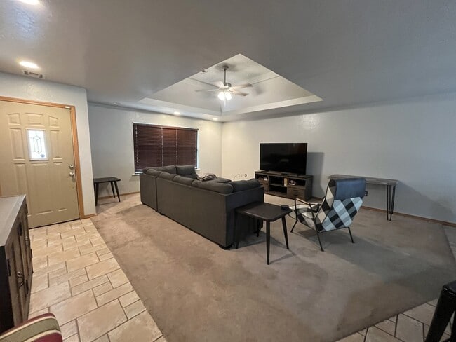 Photo - 2117 N Burdick St