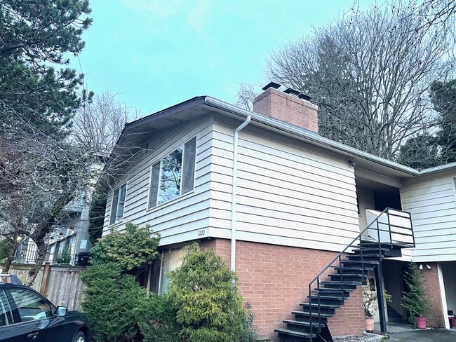 Photo - 5220 Sand Point Way NE Unit #1