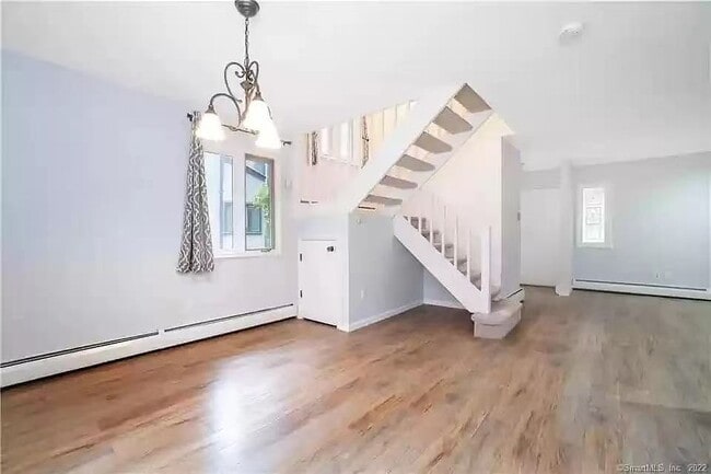 Building Photo - 7 Staunton Ct