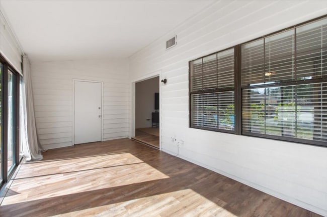 Photo - 5322 Bradbury Ct