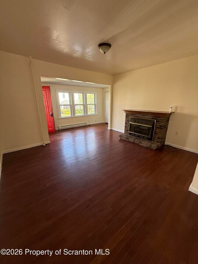 Photo - 1042 Taylor Ave