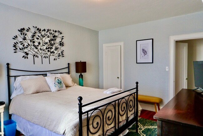 Photo - 36 Hillside Ave Unidad 2 Rental