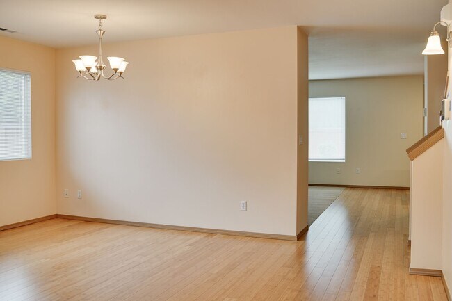 Photo - Covington Woodcreek 5 Bedroom 2 Story