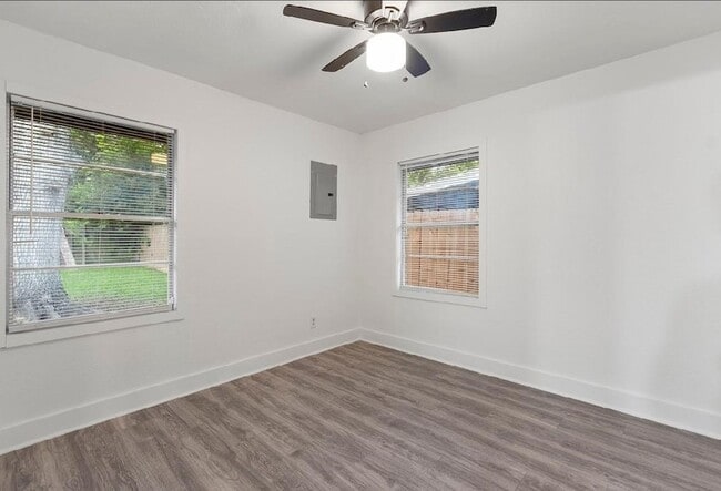 Photo - 4303 Dacca Dr