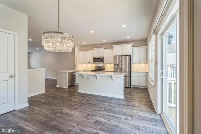 10 Lilac Cir