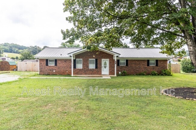 Building Photo - 2821 Vicksburg Ln Rental