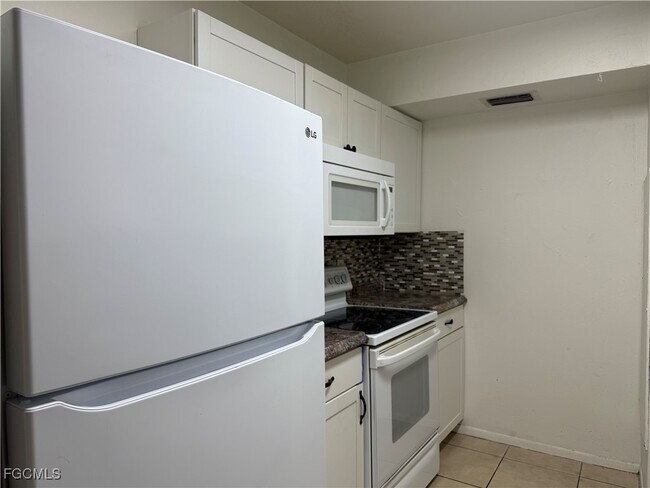 Photo - 2828 Jackson St Unit C4
