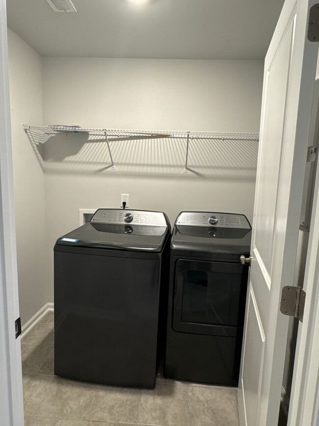 Photo - Wonderful 3 bed home