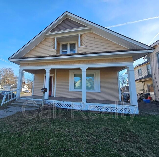 Building Photo - 2301 W Dean Ave