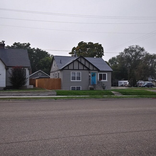 Building Photo - Incredible Location In Caldwell Rental