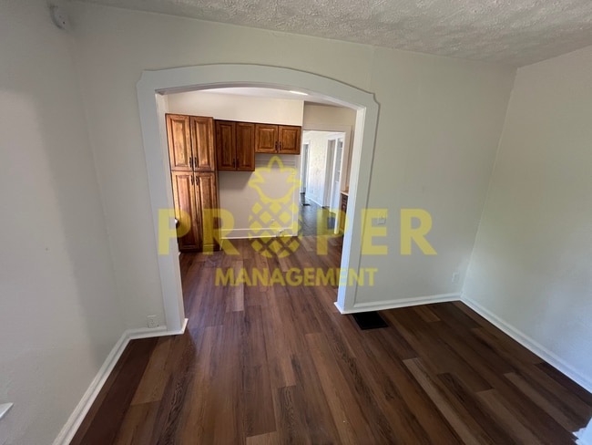3616 Kathleen Ave