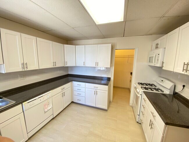 Photo - 431 Cambridge St Unit 3
