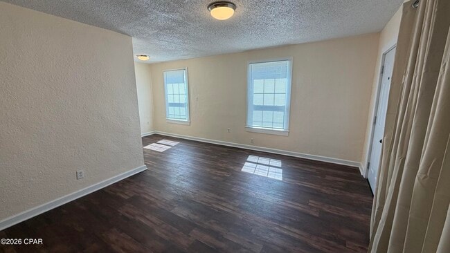 Photo - 300 N James Ave