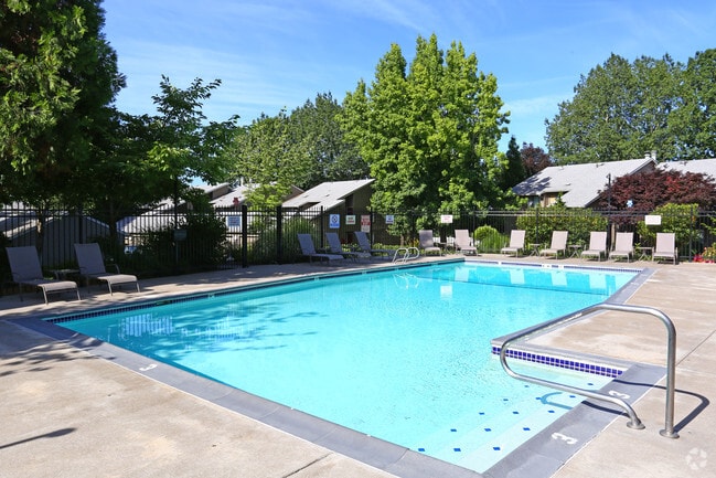 Photo - Town Center Heights Apartments