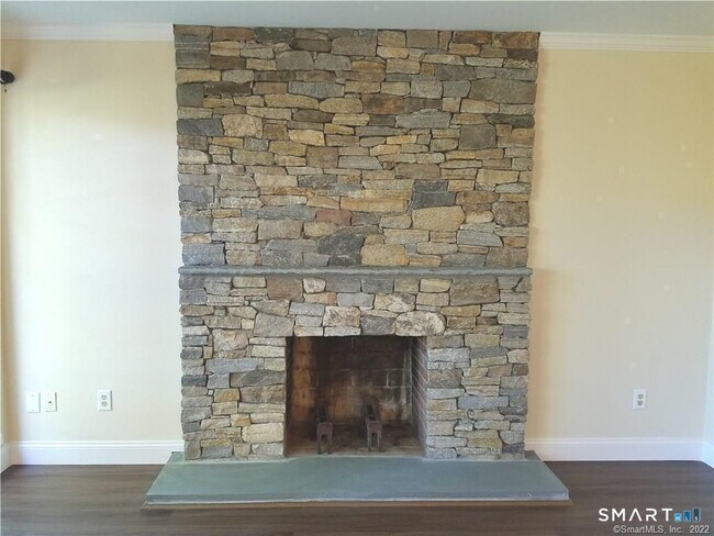 Photo - 167 Heritage Vlg Unidad E