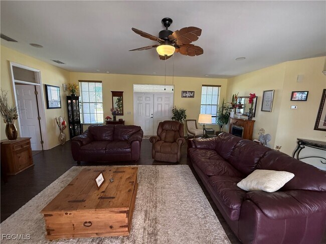 Photo - 3619 SW 6th Ave