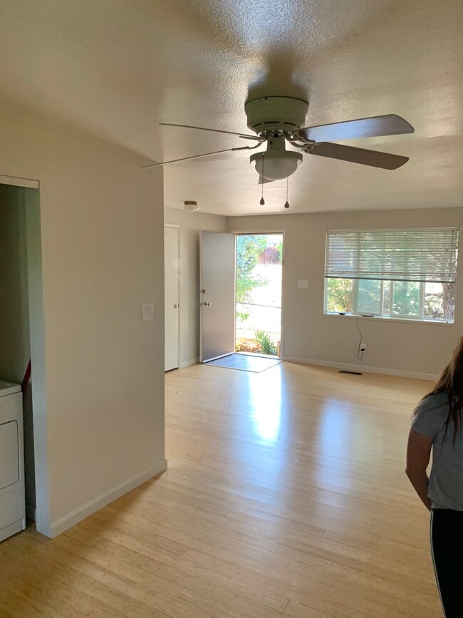 Photo - 1230 S Arlington Ave Unit 1227