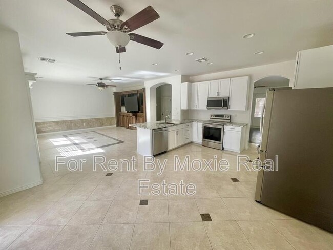 Photo - 46159 W Amsterdam Rd