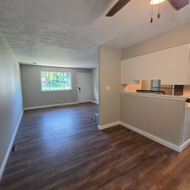 Photo - *Coming Soon!!*724 Winding Way Recently Renovated 4BR, 1 BA House in Union Township*