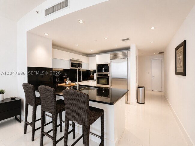 Photo - 17121 Collins Ave Unit 1602