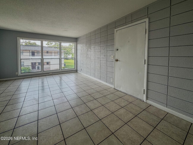 Photo - 1124 Woodruff Ave