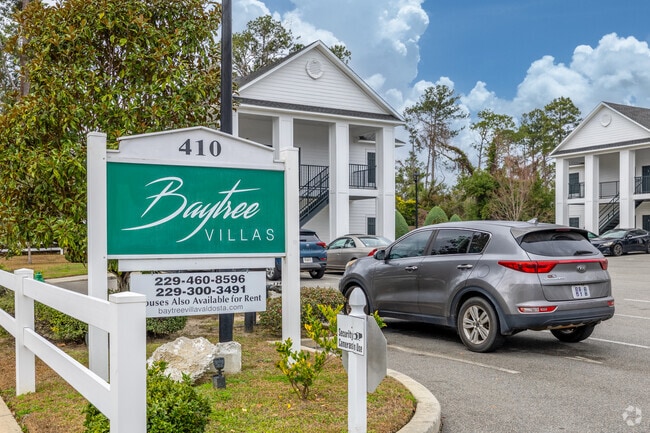 Signage - Baytree Villas
