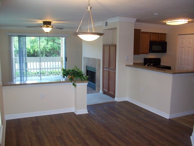 Bridgewater Apartments For Rent In Saint Petersburg Fl Forrent Photo Bridgewater Apartments