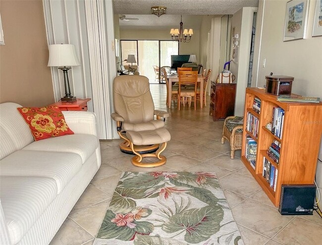 Photo - 690 Bird Bay Cir Unidad 28