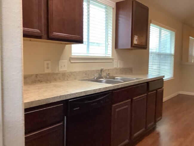 Photo - 6019 Brenwood Trails Ln
