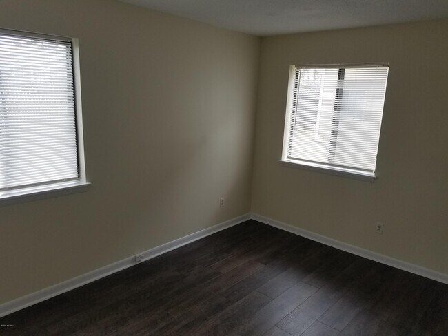 Photo - 4752 Seahawk Sq Unit 5