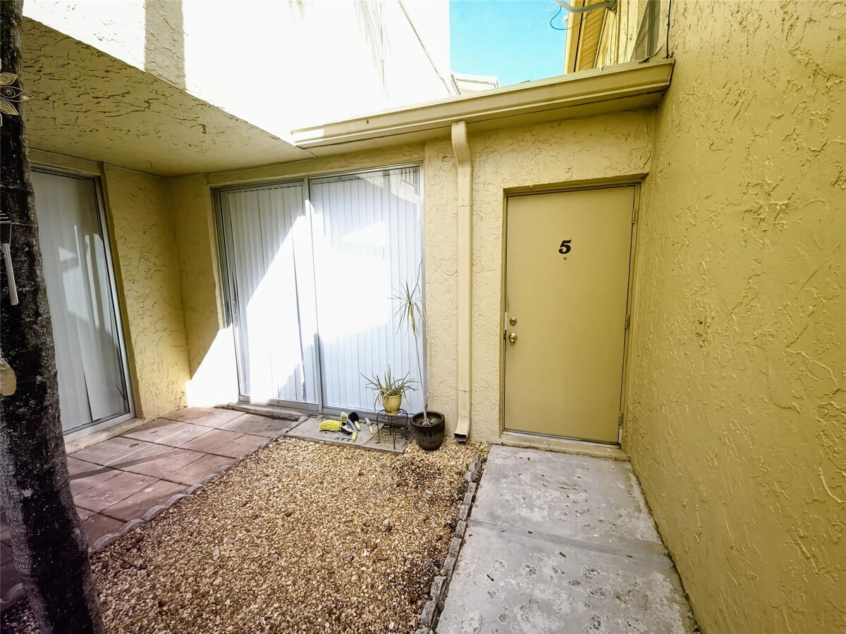 Photo - 8401 W Sample Rd