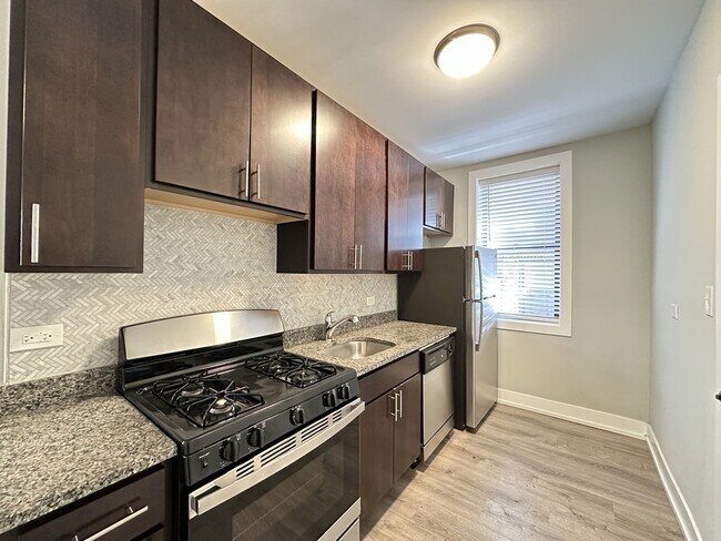 Photo - 722 W Brompton Ave Unidad 65