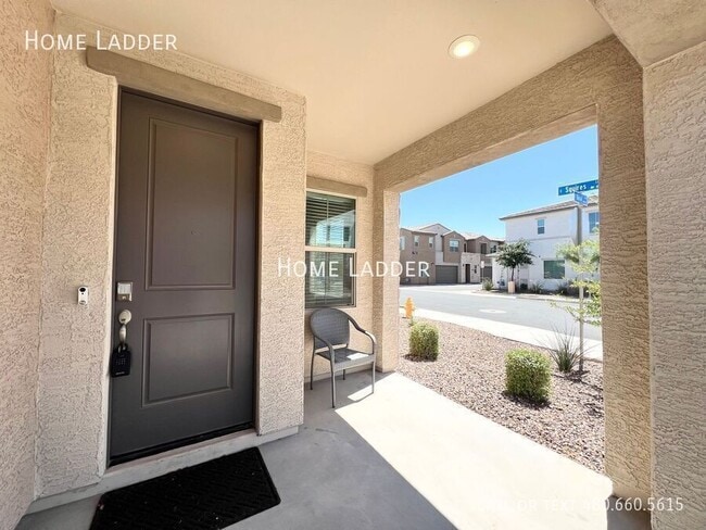 Photo - 779 E Doral Ave