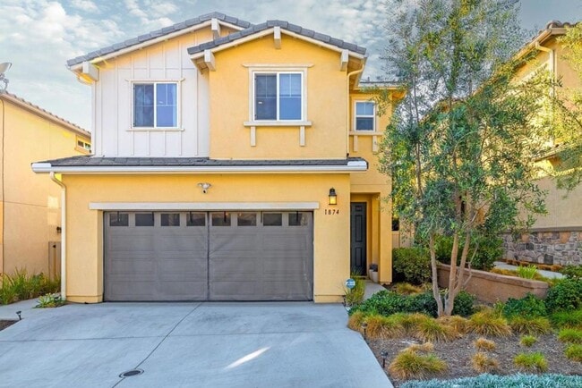 Building Photo - NEWER 4BD/2.5BA Home in desired Main Ranch...