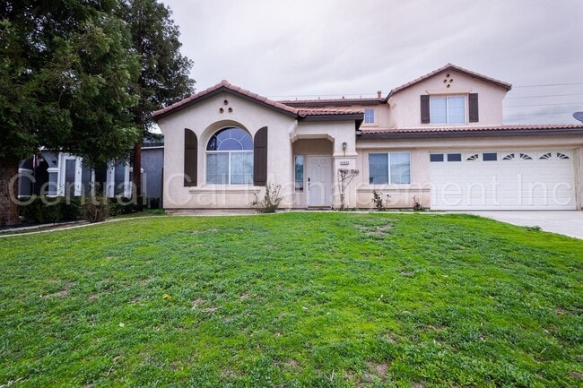 Large 4 Bedroom, 3 Bath Home in the Desire... - Large 4 Bedroom, 3 Bath Home in the Desire...