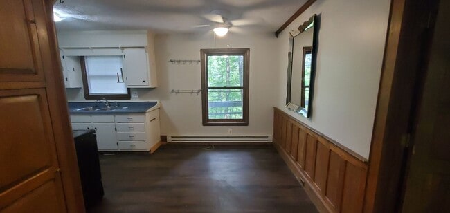 Photo - Spacious Mountain Home With Finished Basement & Great Location!