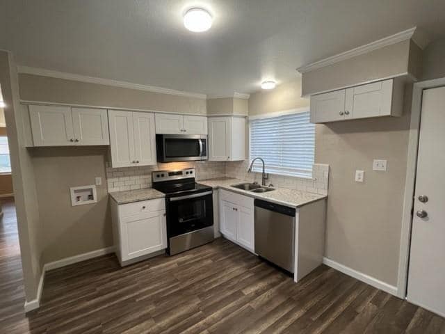 Photo - 5404 Roberts St