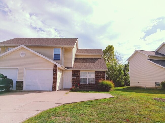 Building Photo - 5708-5710 Canaveral Drive Unit 5708 Canaveral Drive