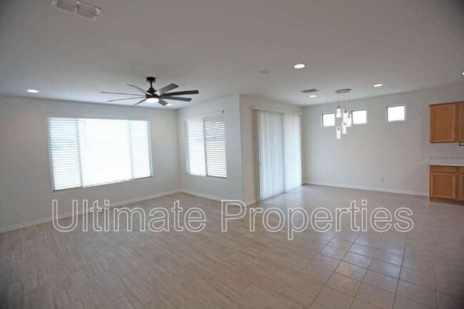 Photo - 25976 W Louise Dr