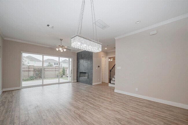 Photo - 10014 Granary Dr