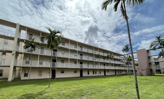 Photo - 2800 NW 56th Ave Unit B107