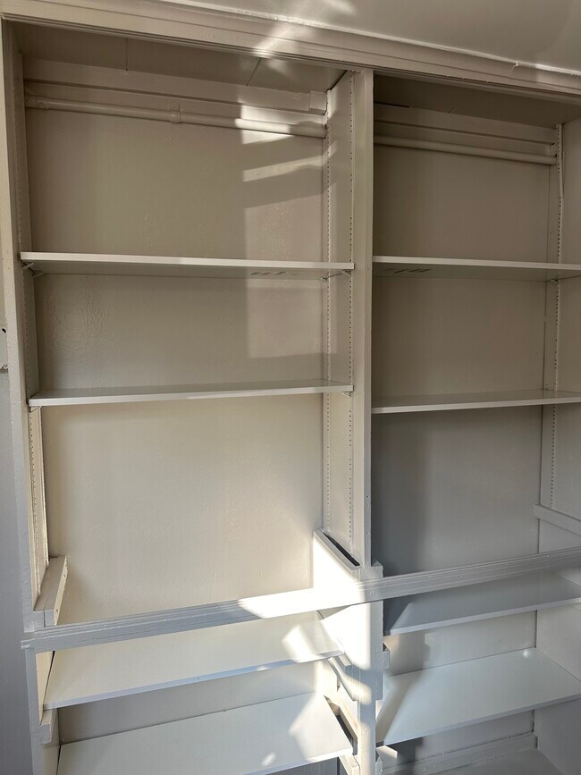 32870 Mecosta St Townhome Townhome Rental in Westland MI