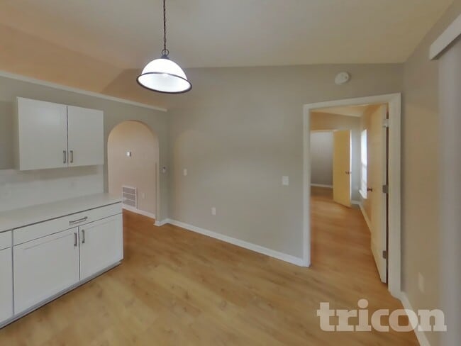 Photo - 10443 Elgin Blvd